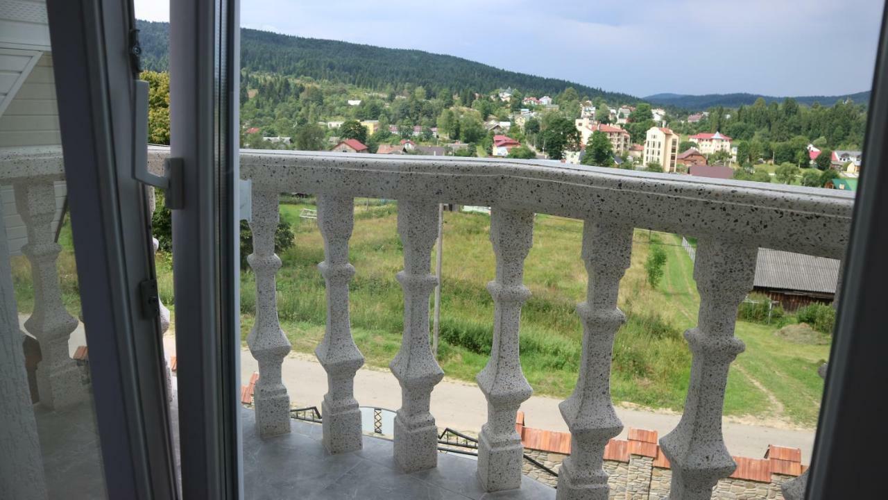 Вілла Milaro Skhidnytsia Luaran gambar