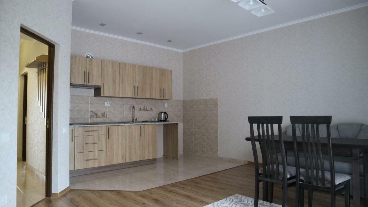 Вілла Milaro Skhidnytsia Luaran gambar